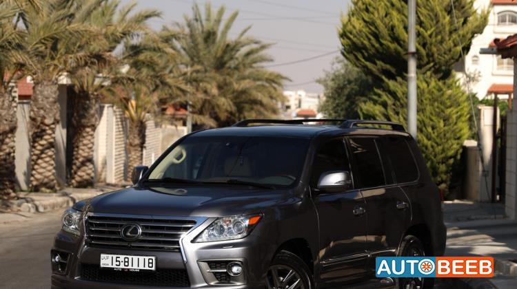 Lexus LX570 2014